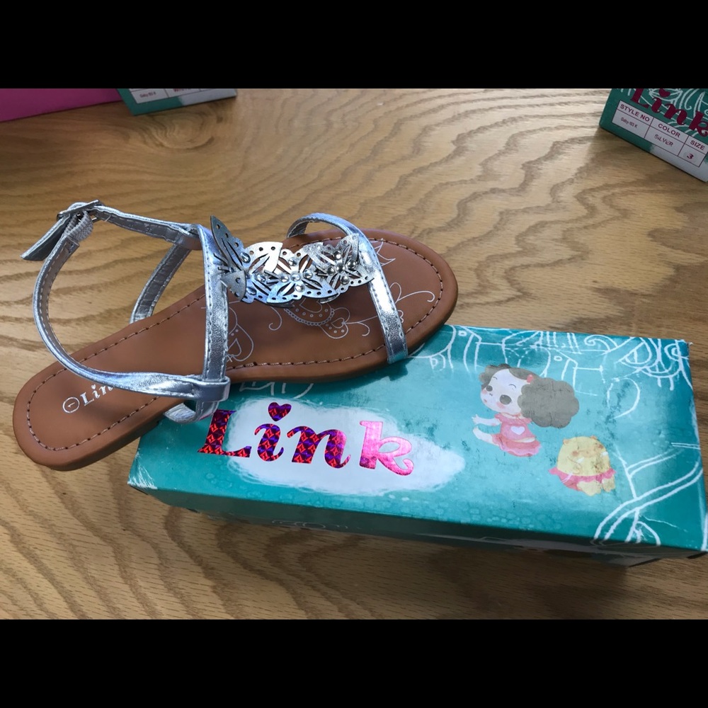 Link butterfly Sandals in Silver